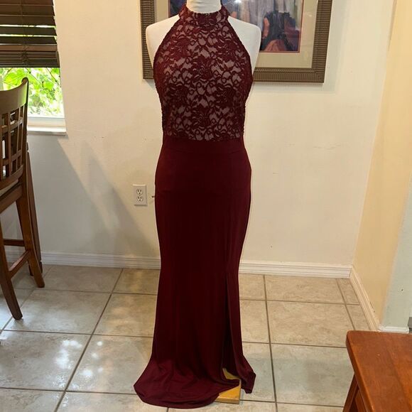 Rephyllis Elegant Burgundy Lace Halter Gown Size Large - Picture 1 of 12